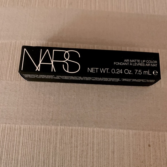 NARS matte lip color - Picture 1 of 2